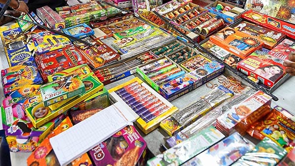 சிவகாசியில் ரூ.7,000 கோடிக்கு பட்டாசு விற்பனை..