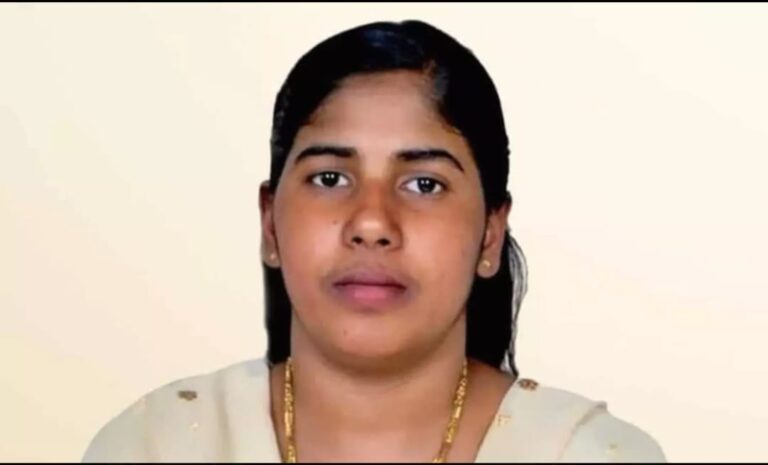 ஏமனில் கேரள செவிலியரின் மரண தண்டனை நிறுத்திவைப்பு -உச்சநீதிமன்றத்தில் மத்தியஅரசு தகவல்