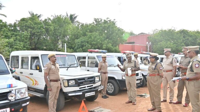 தலைமை ஆசிரியை சஸ்பெண்ட்..